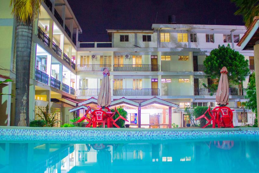 Kilimanjaro Crane Hotel