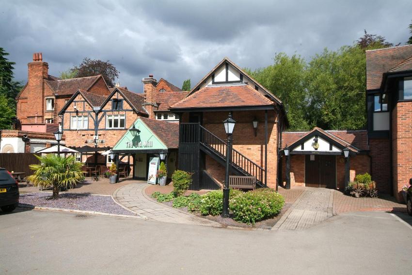 Old Mill by Chef & Brewer Collection