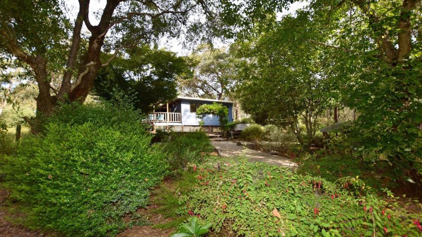 Teach Na Cairde - House of Friends