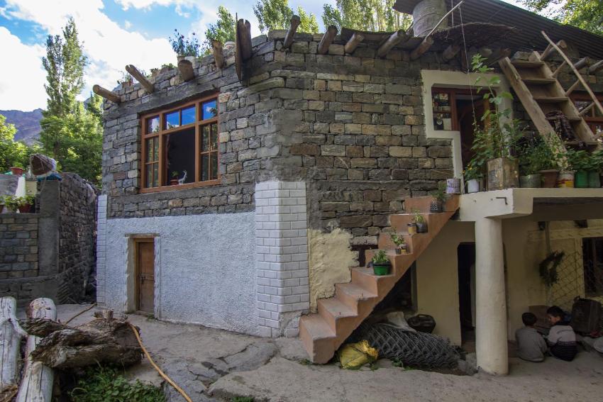 NotOnMap - Bagdour House