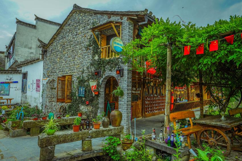 Xidi Kunlun International Hostel