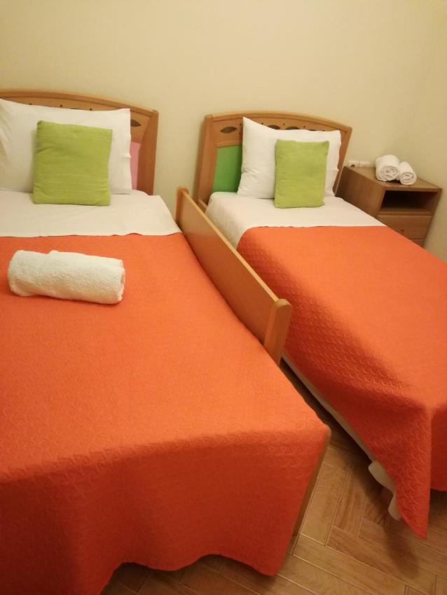 Nikolas & Anezina house