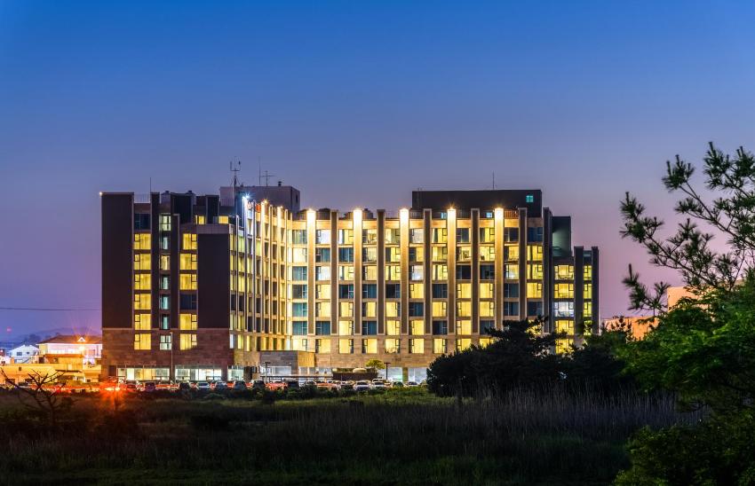 Brown Suites Hotel and Resort