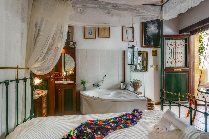 Ifigenia by Captain Michalis