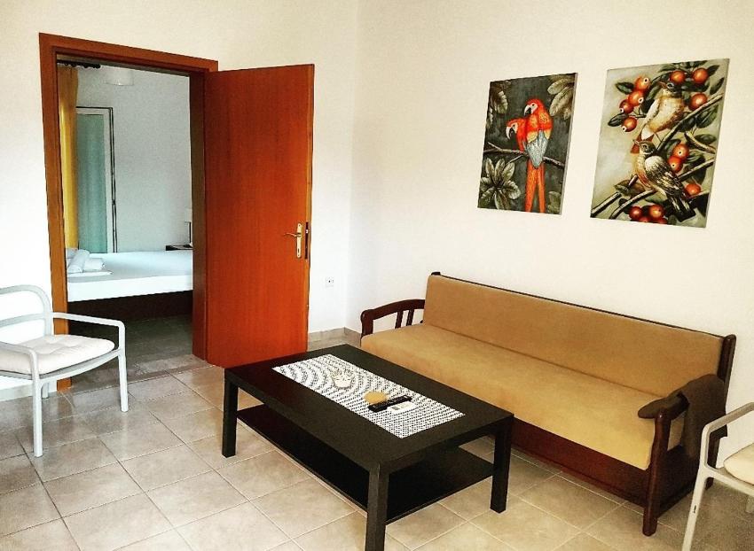 Papalamprou-apartments