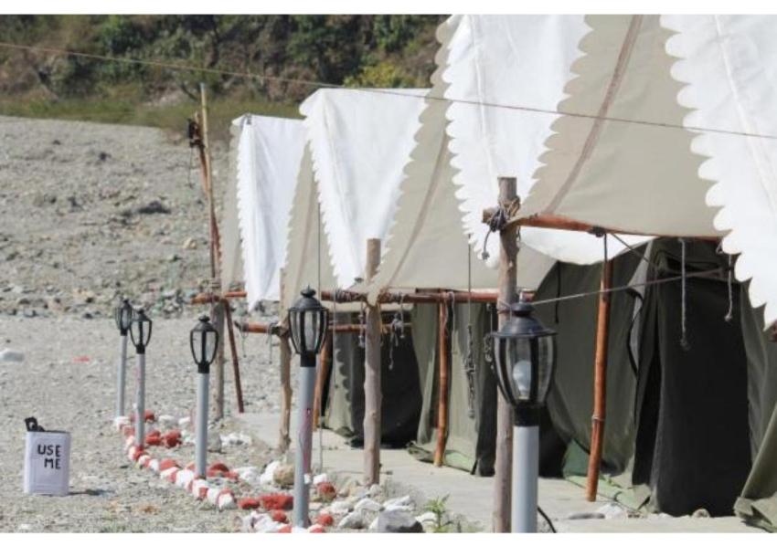 The Junky Yard Camps