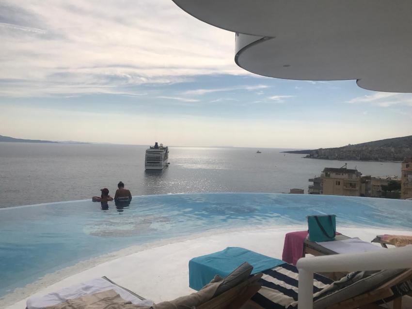 Villa Art Saranda Bay