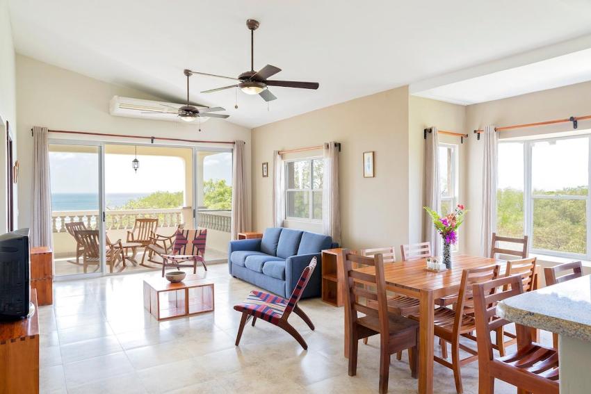 Rio Dulce Ocean View Penthouse V-16