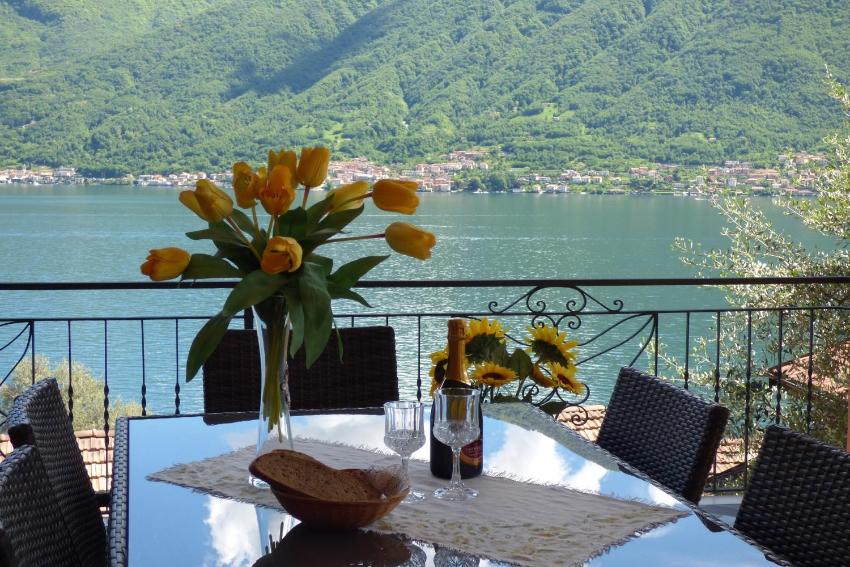 Isola Vista - Terrazzo - Happy Rentals