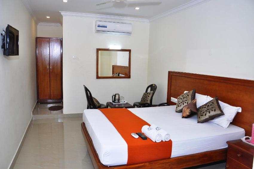 Hotel NNP Grand - Fully Vaccinated Staff's