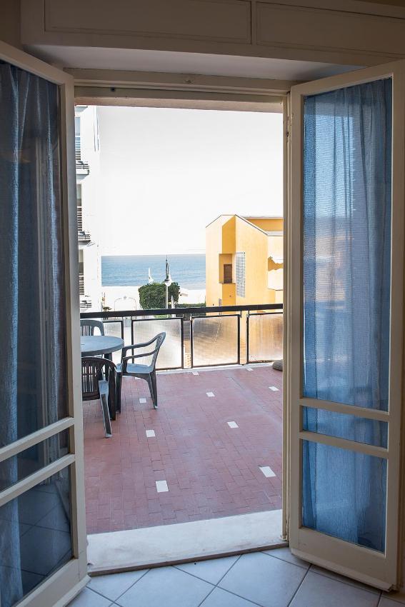 M31 - Marcelli, nuovo monolocale fronte mare con terrazzo
