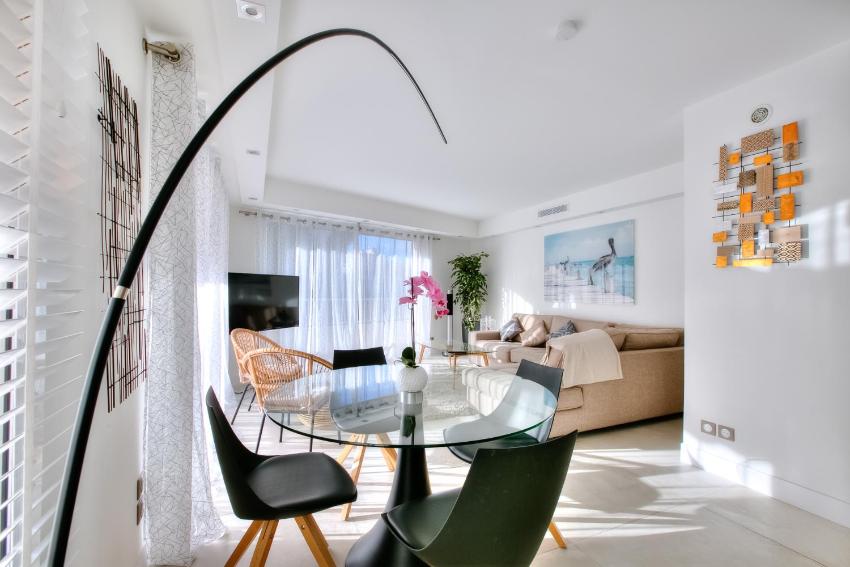 Magnifique appartement rénové 1mn des plages