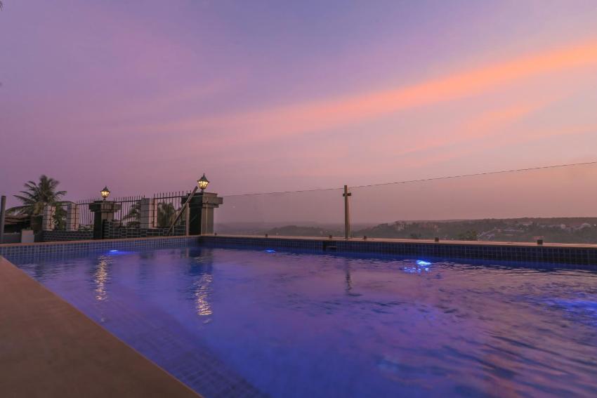 Hill Top Luxury Villa - 3 BHK || Infinity Pool