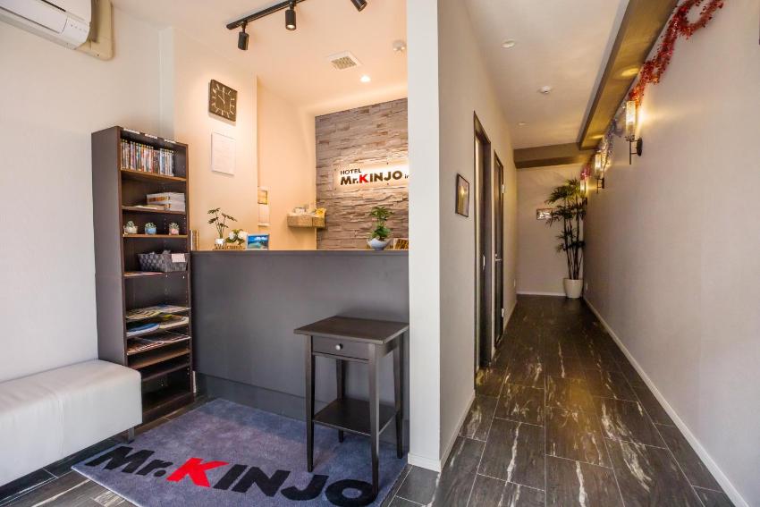 Mr. Kinjo in NISHIZAKI