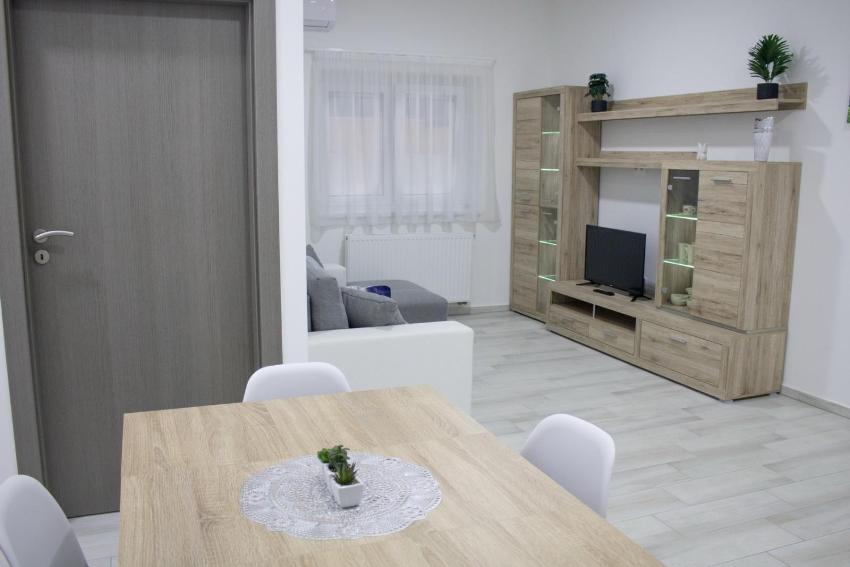 Trika Apartman