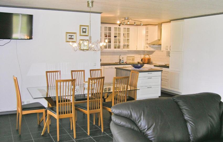 Stunning home in Vittaryd with 4 Bedrooms, Sauna and WiFi