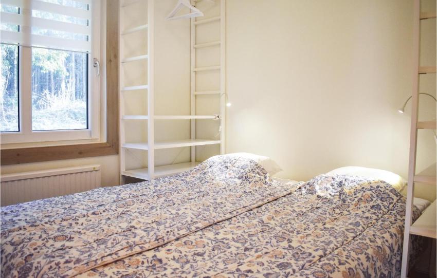 Nice home in Holmsj with 3 Bedrooms and Sauna
