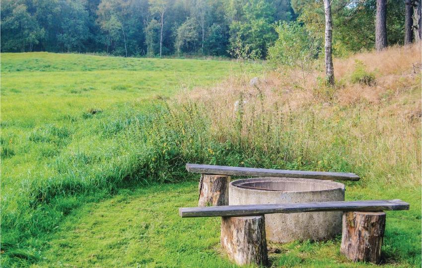 Awesome home in Munka-Ljungby with 2 Bedrooms