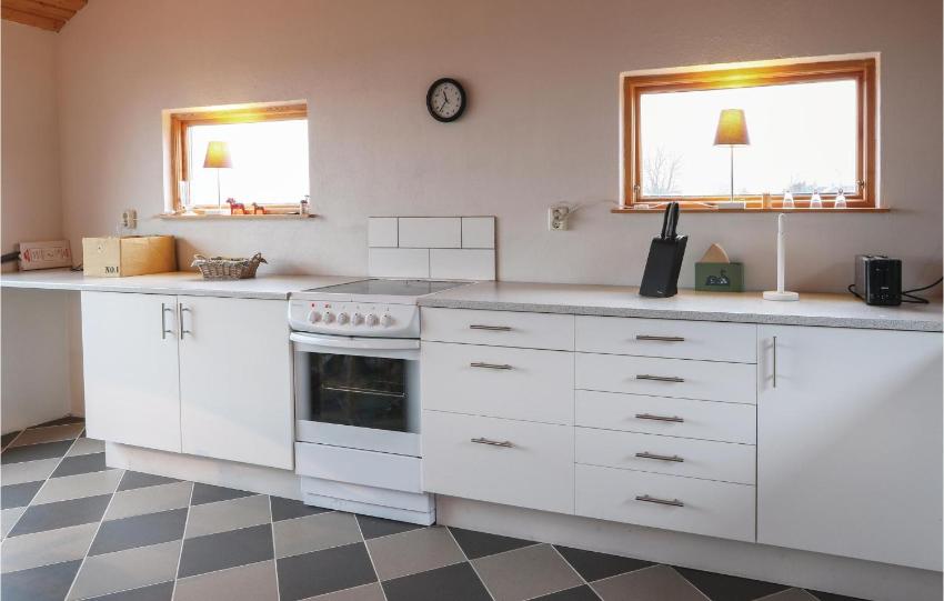 Beautiful home in Glemmingebro with 2 Bedrooms, Sauna and WiFi