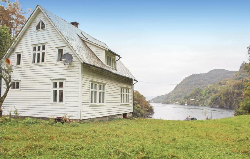 Awesome apartment in Lundegrend with 3 Bedrooms