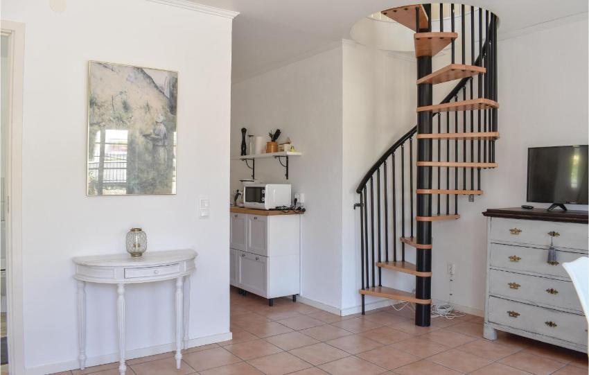 Amazing apartment in Glemmingebro with 1 Bedrooms