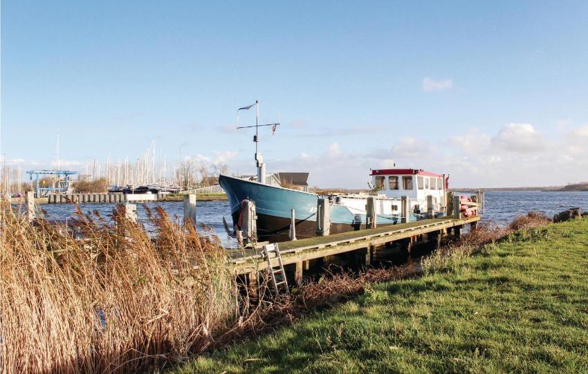 Stunning home in Lauwersoog with 2 Bedrooms and WiFi