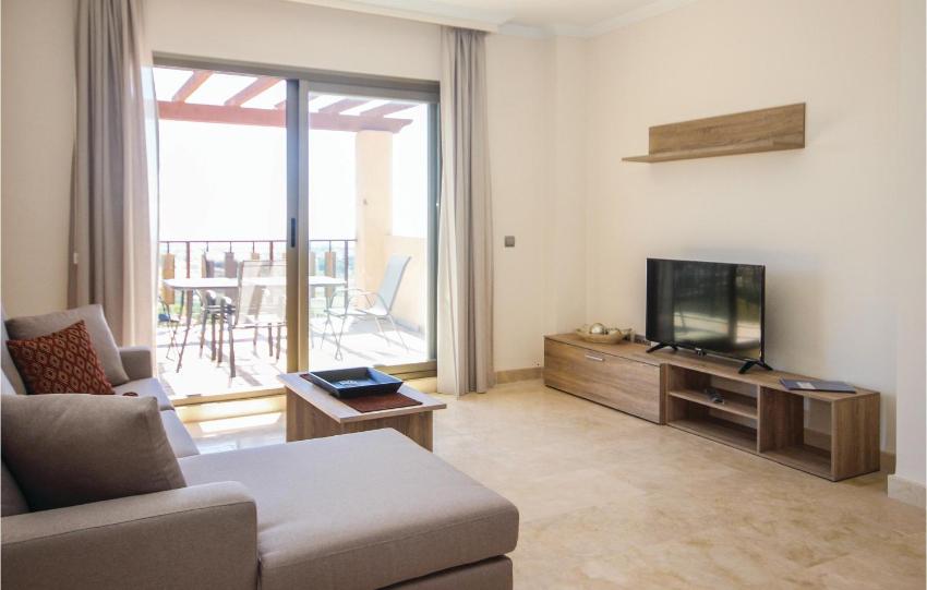 Awesome apartment in Benahavis with 2 Bedrooms, Outdoor swimming pool and Swimming pool