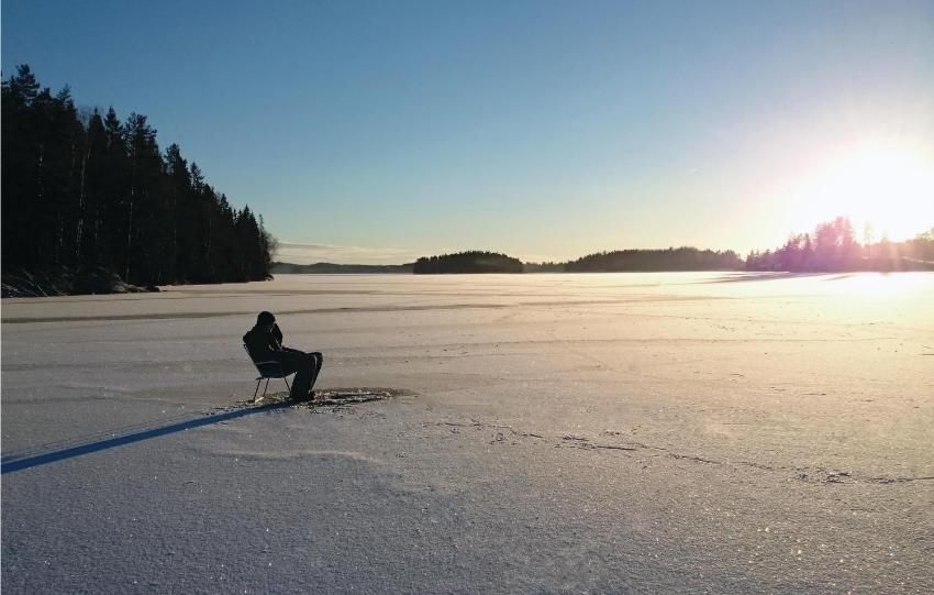 Amazing home in rjng with 4 Bedrooms and WiFi