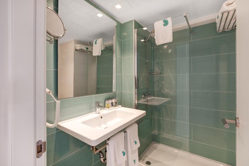 Plaza Santa Ponsa Boutique - Adults Only.