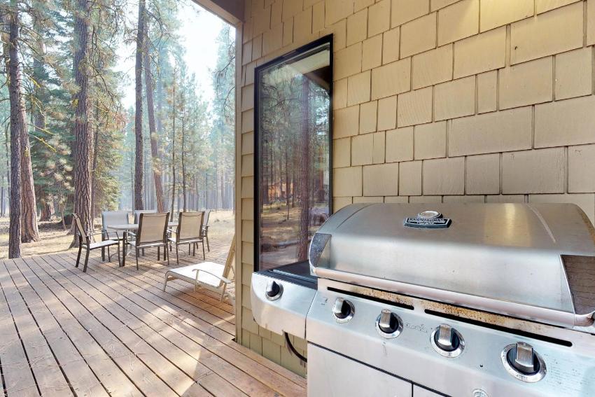 Black Butte Ranch: Partridge Foot Cabin lot #RR83