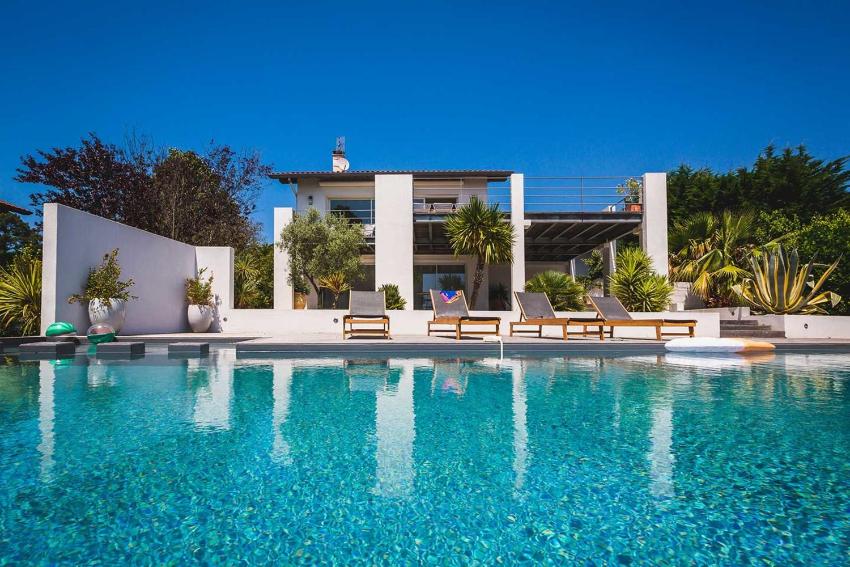 PANORAMA KEYWEEK Mountain View Villa Fireplace Pool and Sauna in Bidart