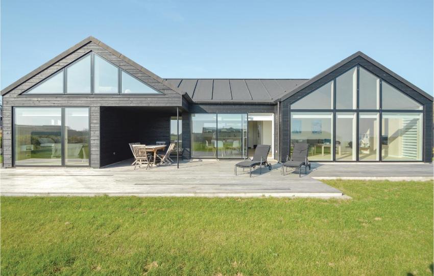 Three-Bedroom Holiday Home in Haderslev