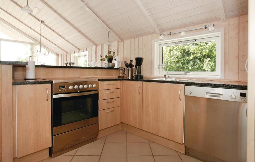 Four-Bedroom Holiday home Grevinge with a room Hot Tub 05