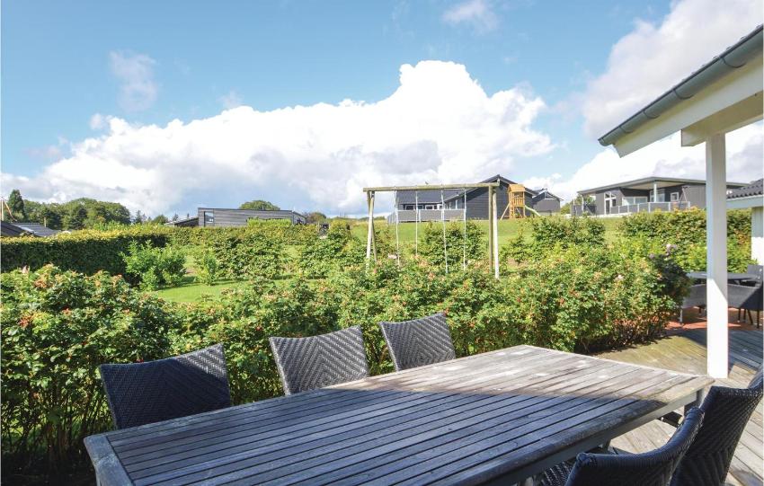 Holiday home Hoelgårdvej