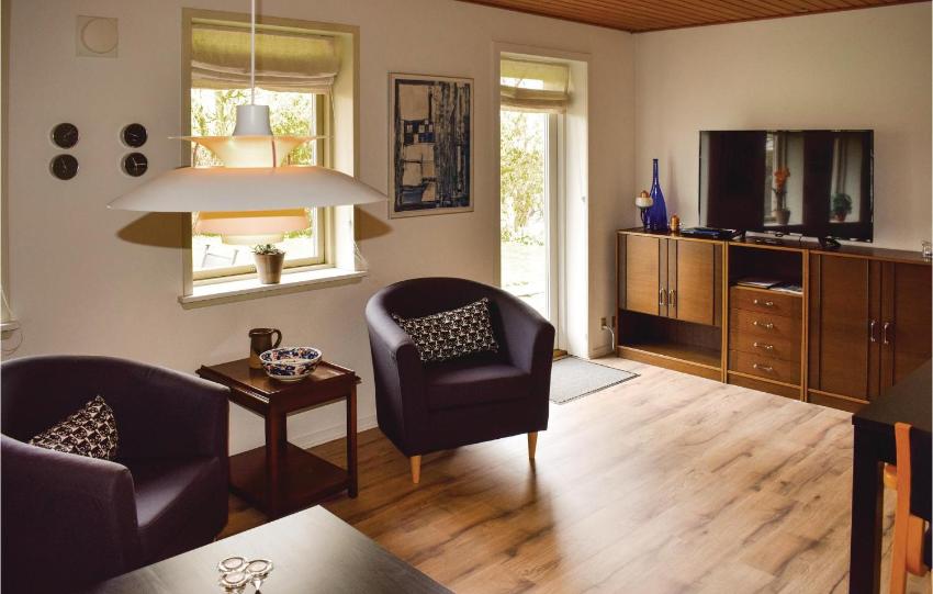 Two-Bedroom Holiday Home in Humble