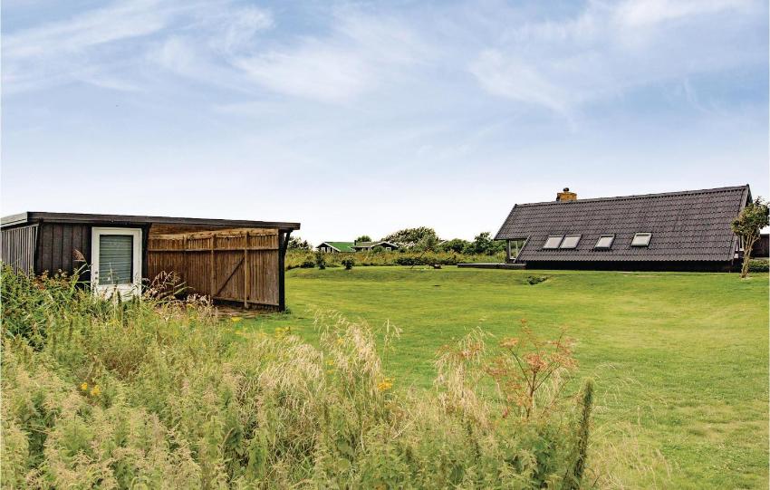 Three-Bedroom Holiday Home in Sjallands Odde