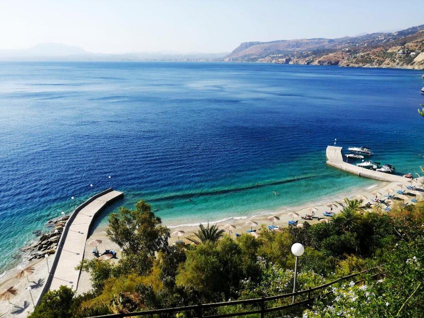 Luxury brand new flat with private beach