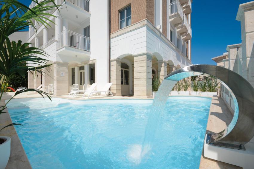 Residence Hotel Alba Palace