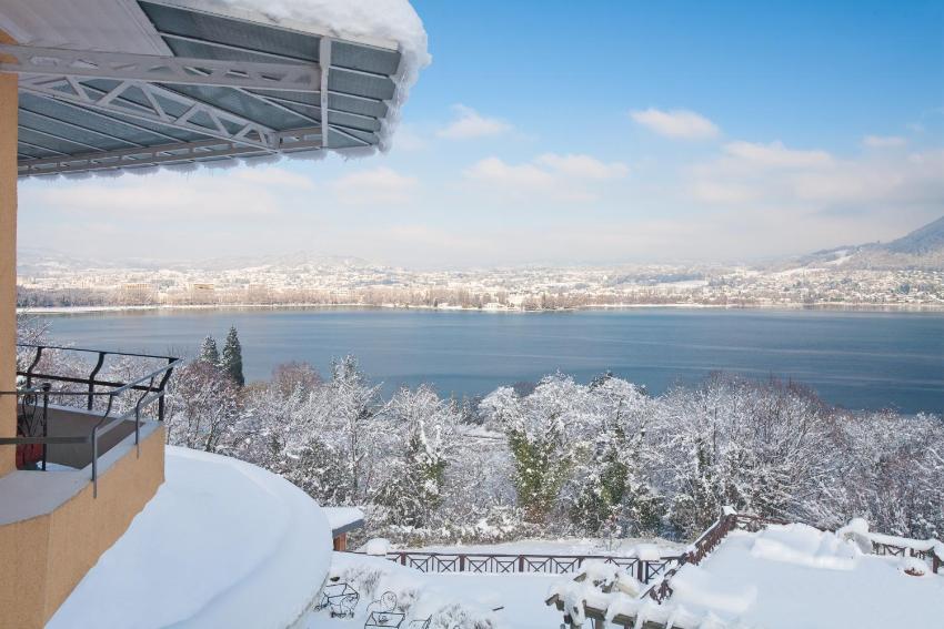 Les Trésoms Lake and Spa Resort