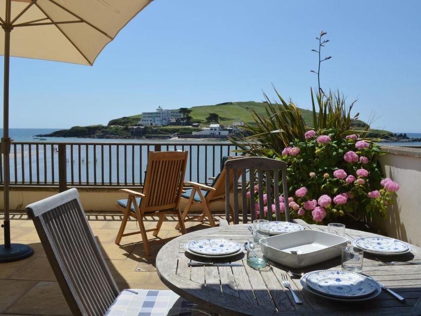 6 Burgh Island Causeway