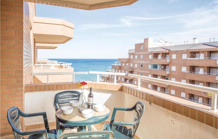 Beautiful apartment in Oropesa del Mar with 2 Bedrooms and Outdoor swimming pool