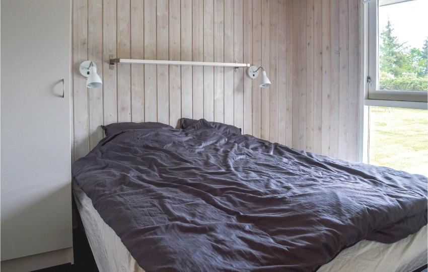 Stunning home in Hals w/ Sauna, WiFi and 2 Bedrooms