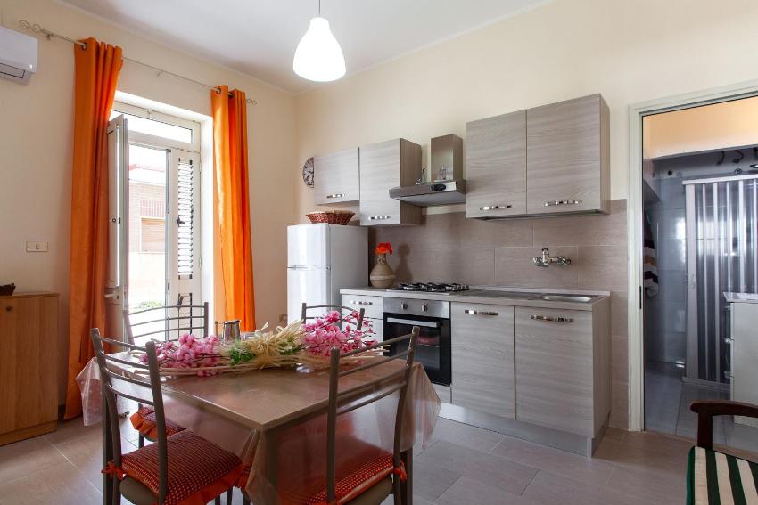 Economico trilocale vicino spiaggia Ionio m527