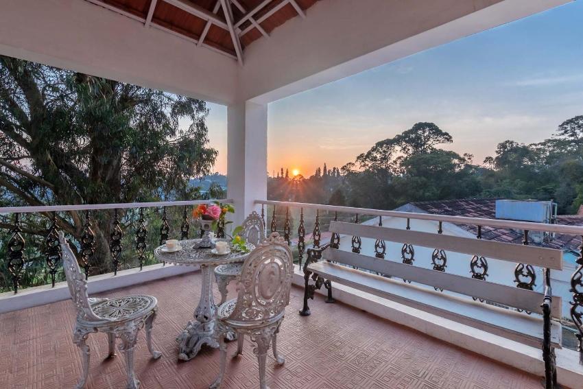 StayVista at Alpinia