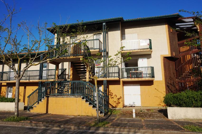 21 RESIDENCE OUSTAOU