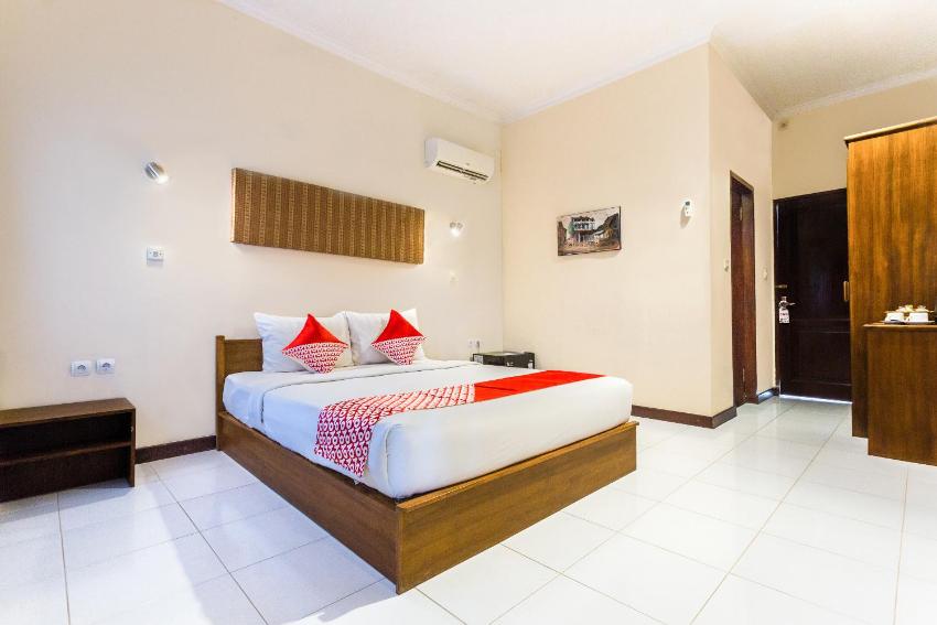 Capital O 2796 Medana Bay Marina