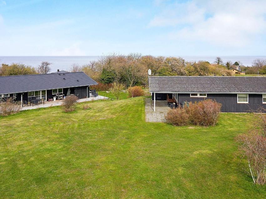 Cozy Cottage in Allinge with Terrace