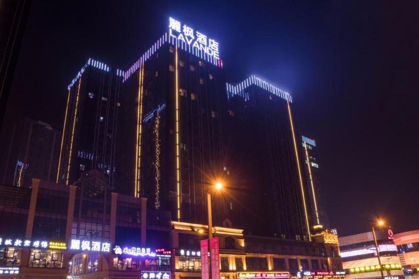 Lavande Hotel Luzhou Jiale Century City