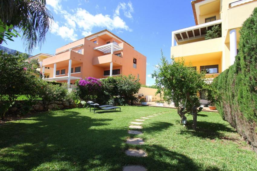 LUJOSO TRIPLEX EN RESIDENCIAL AZAHARES