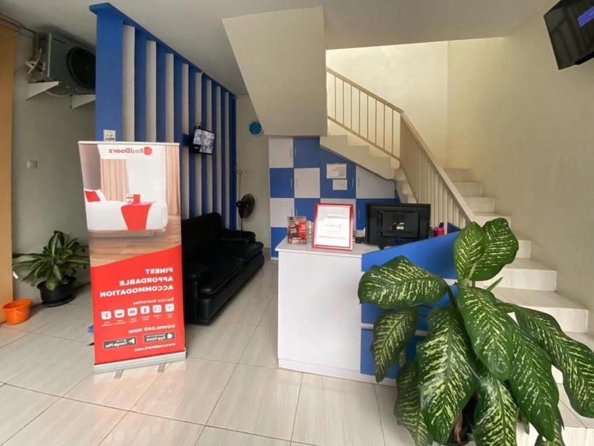 RedDoorz Syariah @ Pahlawan Sidoarjo